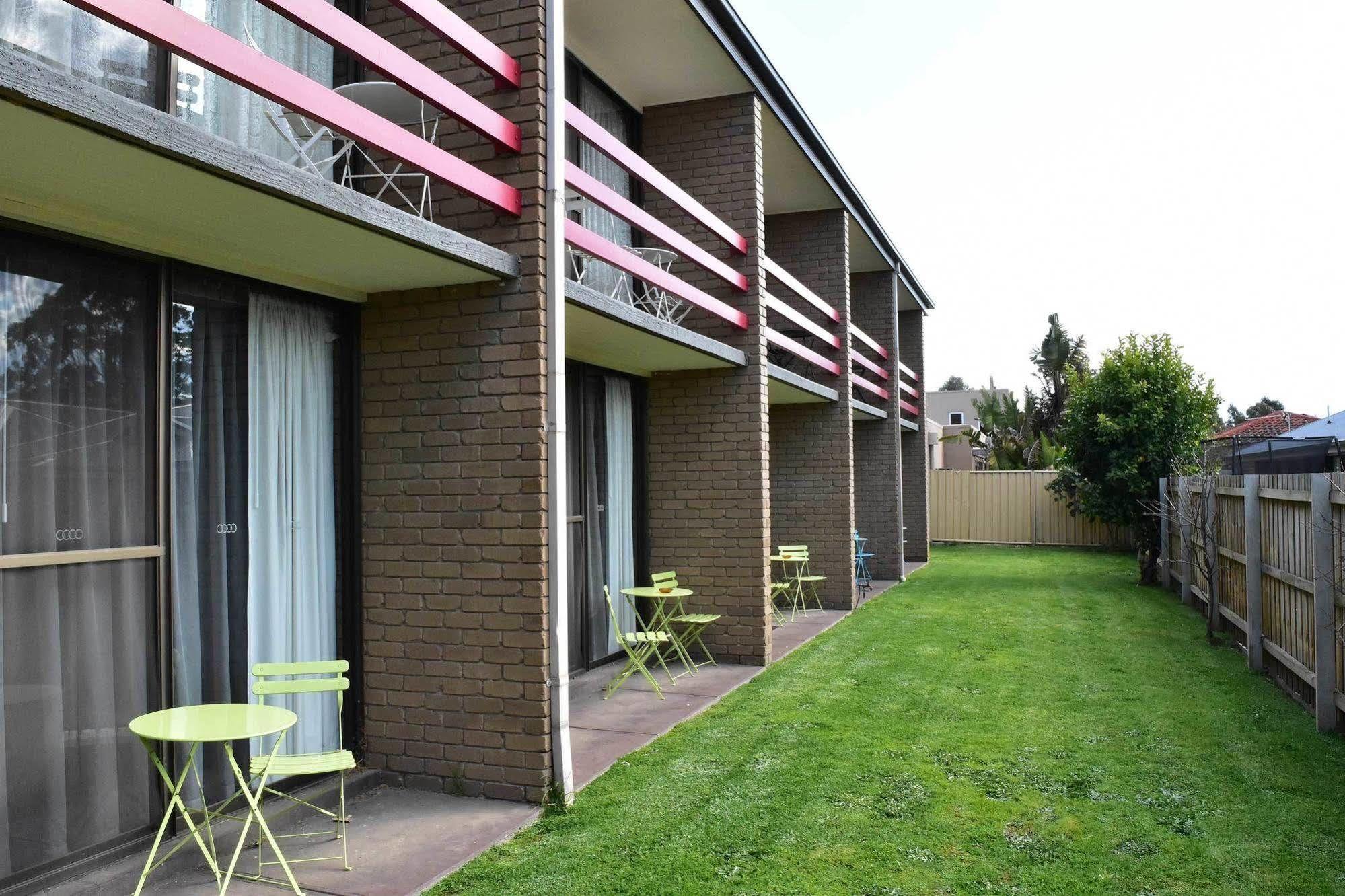 The Black Bull Motel Traralgon Eksteriør billede